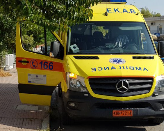 Δύο τροχαία δυστυχήματα στη Λάρισα: Τρεις νέοι στο Νοσοκομείο