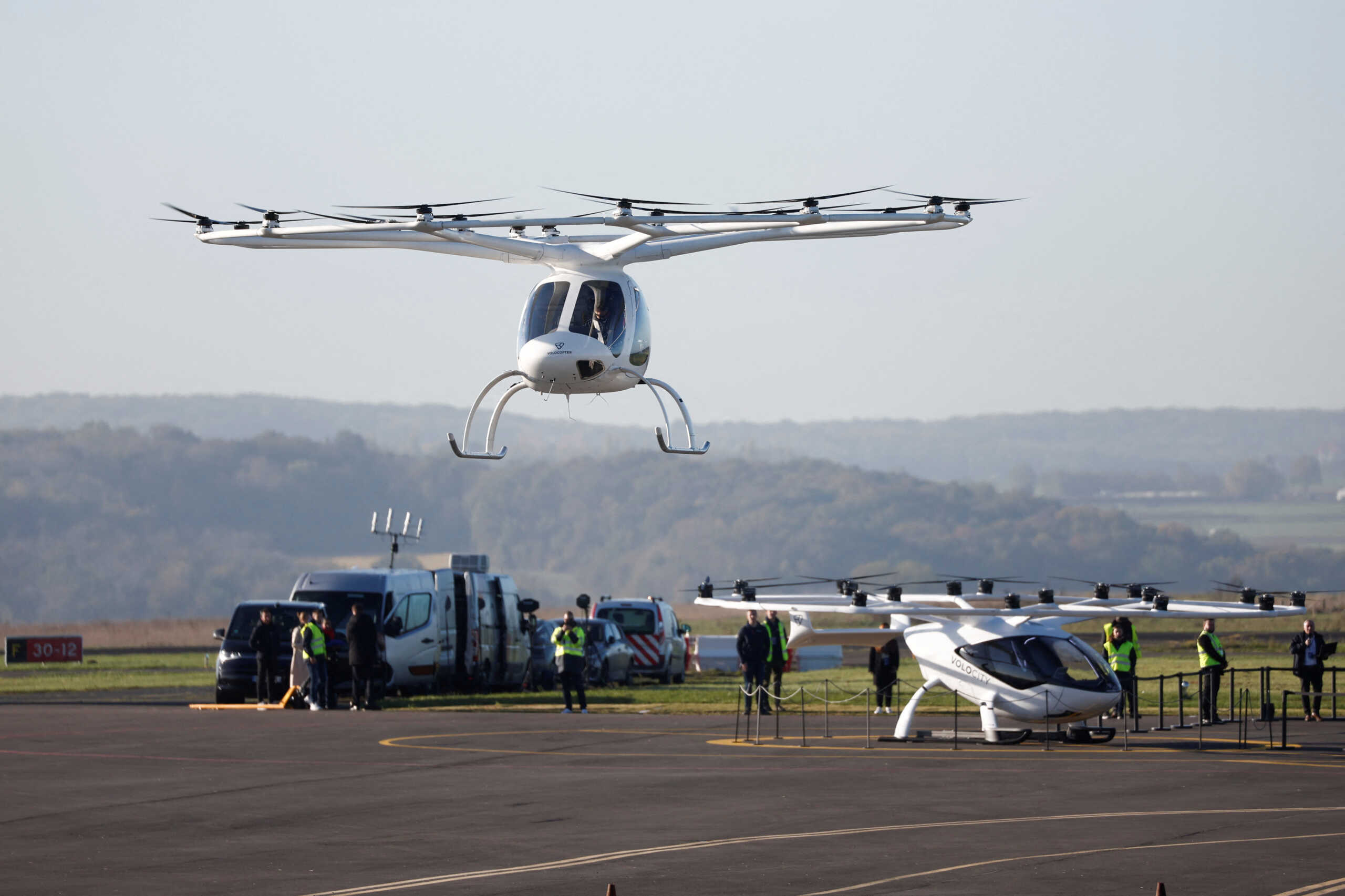 Ετοιμάζουν ένα drone ταξί για τους Ολυμπιακούς Αγώνες του 2024 στο Παρίσι - η πτήση πραγματοποιήθηκε σε πραγματικές συνθήκες
