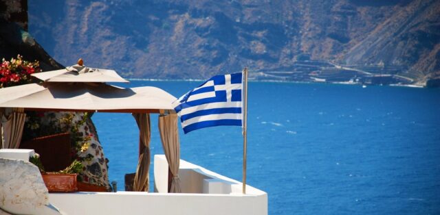 Η ακρίβεια θα καθορίσει τις επιδόσεις του ελληνικού τουρισμού φέτος