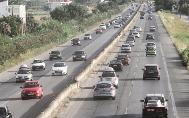 Πλησιάζουν οι προθεσμίες για διακοπή λειτουργίας δρόμων και οχημάτων – πρόστιμα για εκπρόθεσμες προθεσμίες