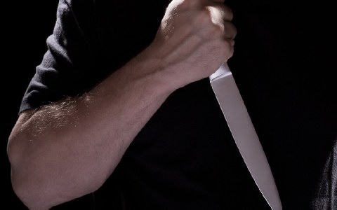 Ένας άνδρας τριγυρνούσε με μαχαίρι στο κέντρο των Τρικάλων.