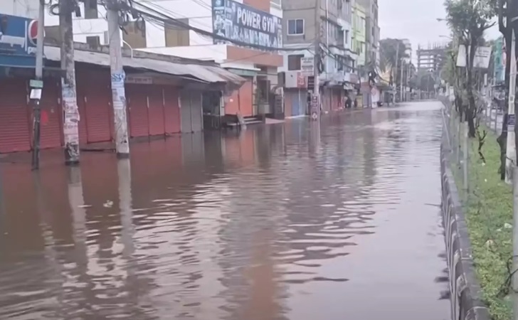 Τουλάχιστον επτά νεκροί στο Μπανγκλαντές από τον κυκλώνα Μιντίλι – Αγωνία για την τύχη 300 ψαράδων